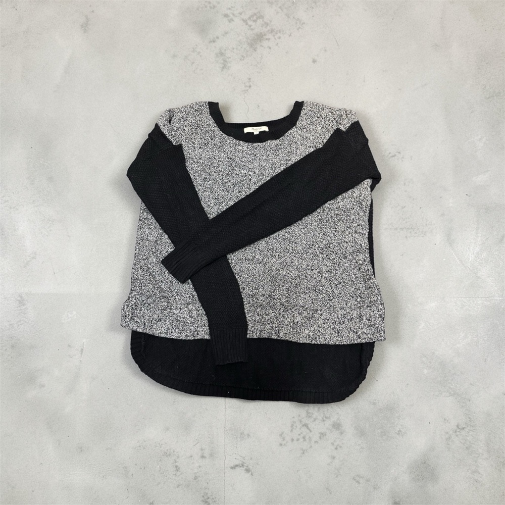 Madewell Two-Tone Black and Gray Crewneck Sweater